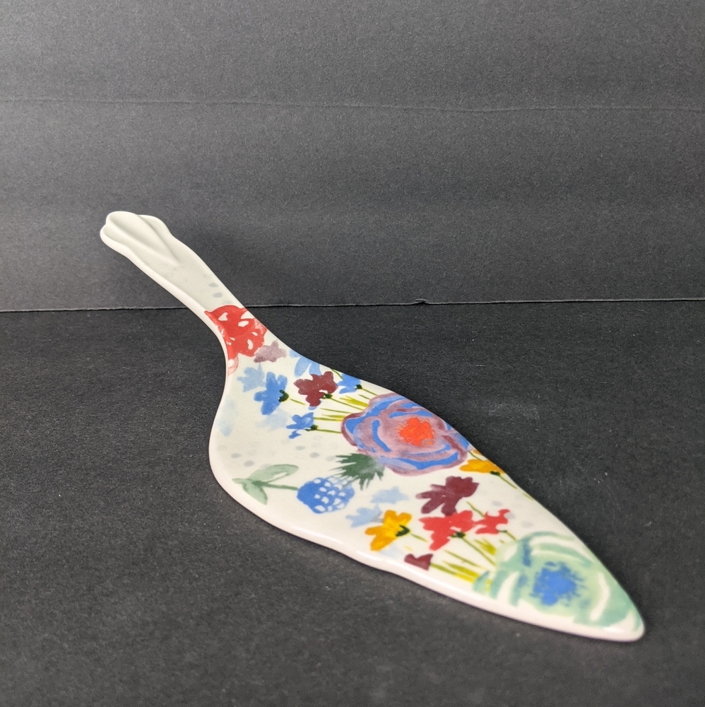 The Pioneer Woman Spring Celia Linen Ceramic Pie Cake Server